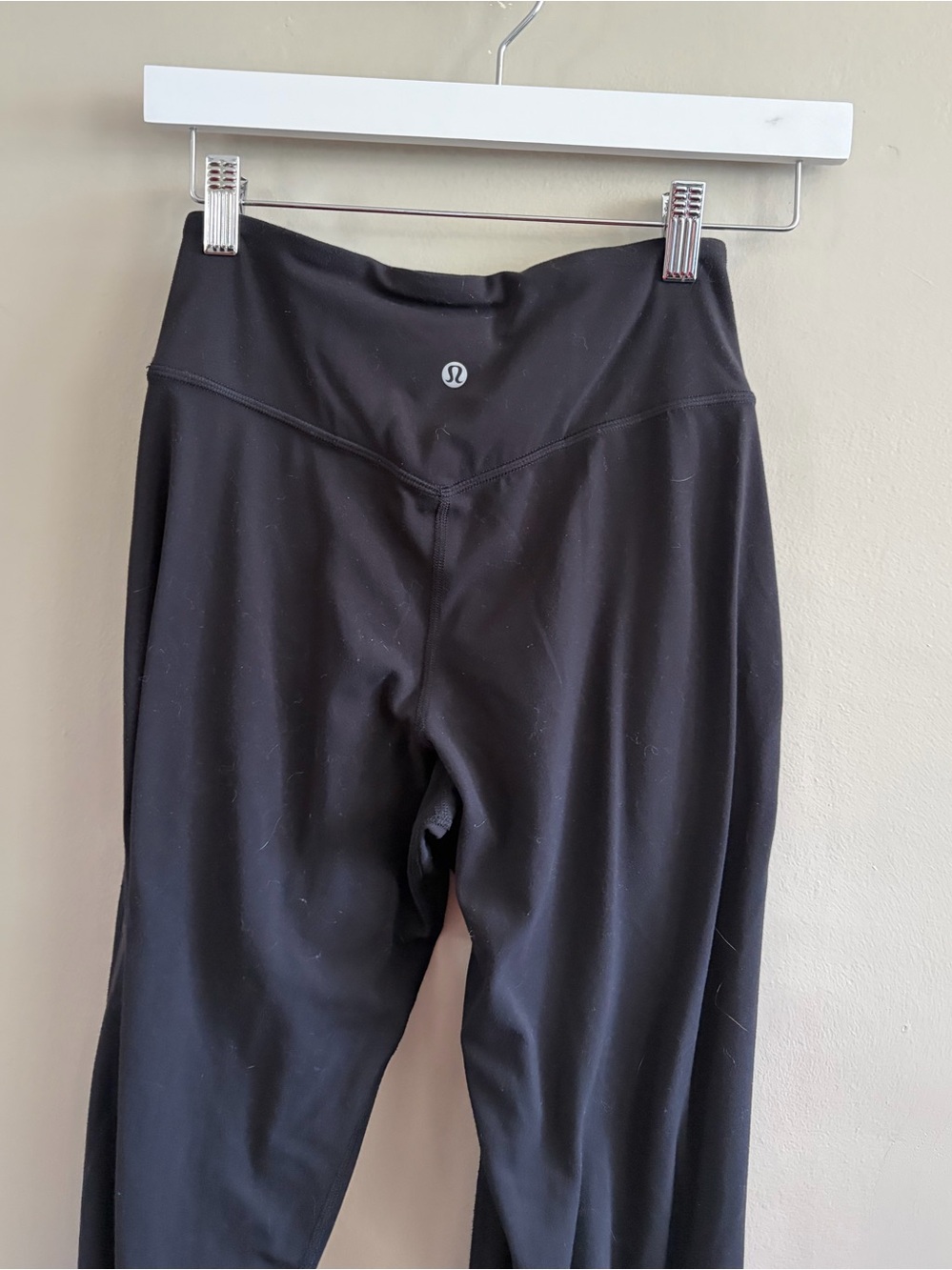 Lululemon Align Jogger 28"
Black - Picture 6 of 9